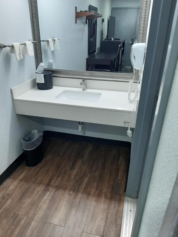 Hillside Motel Glen Mills ภายนอก รูปภาพ
